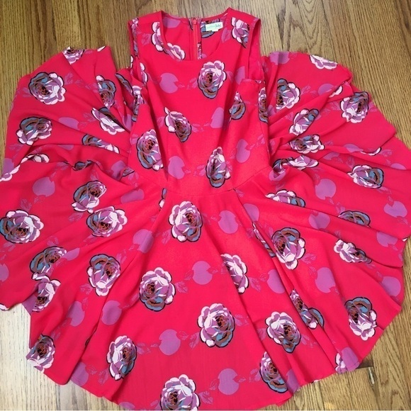 Maison Jules Red Floral  Sleeveless Floral pleated Fit & Flare Dress - Picture 2 of 16